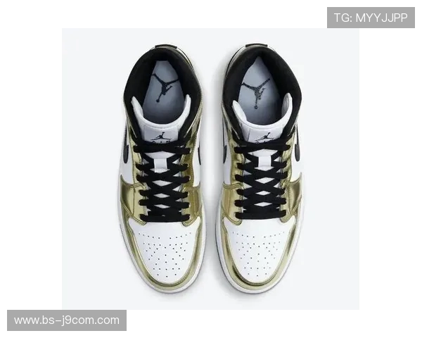 围绕液态金足球鞋探索未来运动装备创新趋势与设计风尚潮流演进洞察 围绕液态金足球鞋探索未来运动装备创新趋势与设计风尚潮流演进洞察